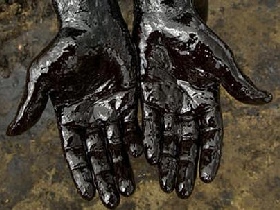 Нефть. Фото с сайта: www.zman.com