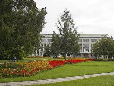 Новосибирский академгородок. Фото с сайта megabook.ru