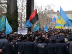 Митинг в Крыму перед аннексией. Фото: 
