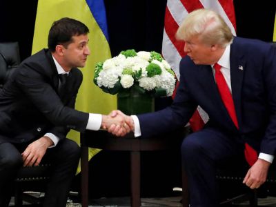 Владимир Зеленский (слева) и Дональд Трамп в 2019 году. Фото: Jonathan Ernst / Reuters
